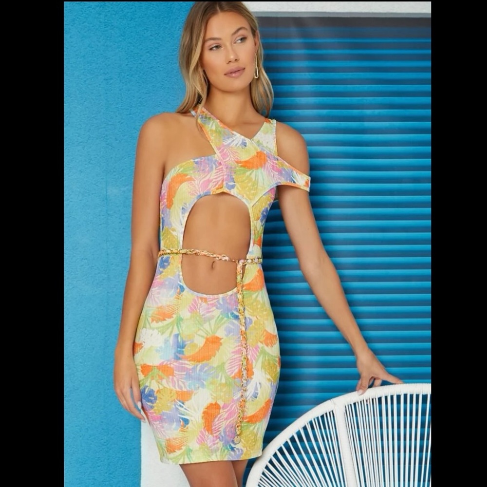🔥 Ji Yeon Lee Belted Tropical Leaf Cutout Bodycon Mini Dress
